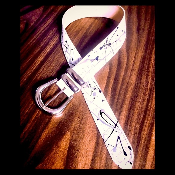 Leather chrome buckle Boston Proper 1.5”w belt - Picture 2 of 7